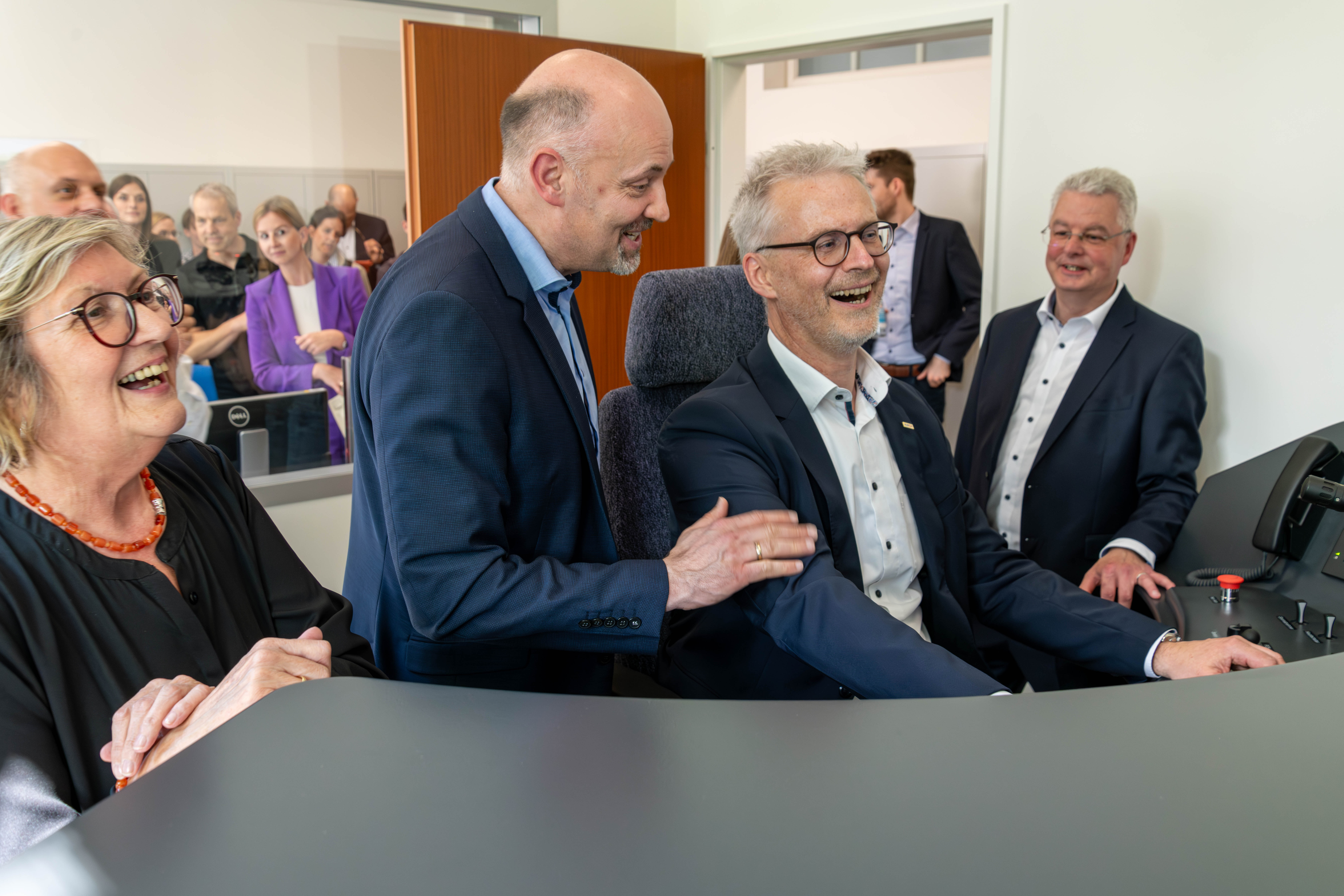 03_Pressefoto_Probefahrt am Bahnbetriebssimulator