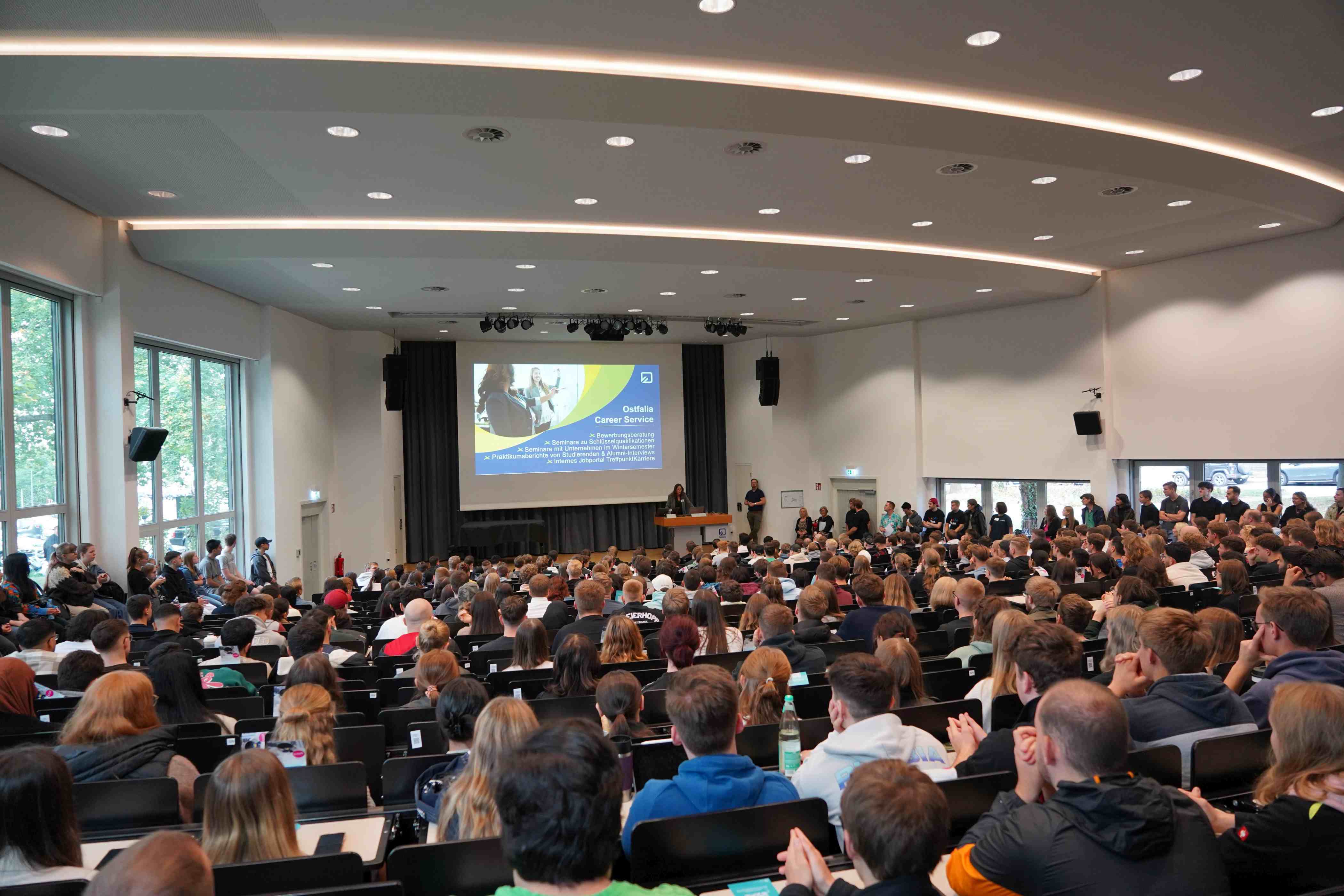 48_02_Pressefoto_Erstsemesterbegrüßung_WFb_WEB