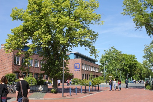 campus_fruehling campus_fruehling