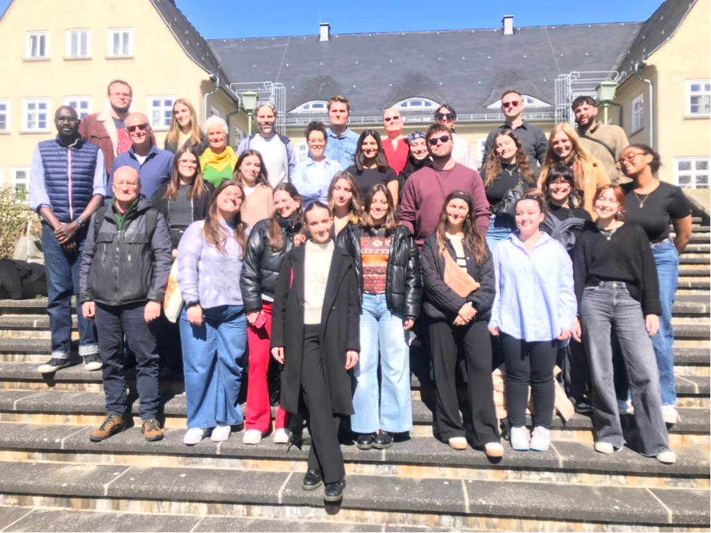 Gruppenfoto der Teilnehmenden des 29. Trinationales Seminars an der Fakultät Soziale Arbeit